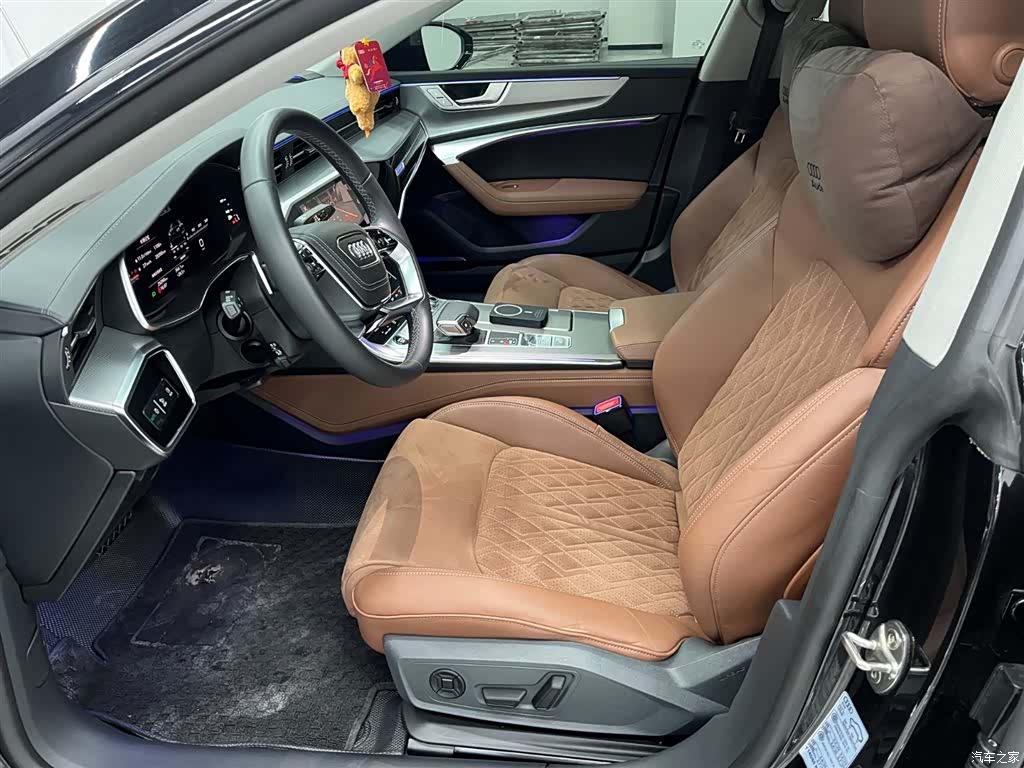 Audi A7L, 2024 9
