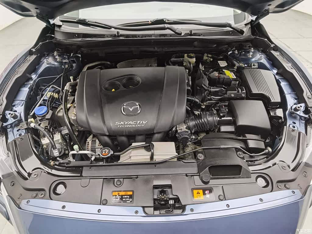 Mazda Atenza, 2017 6