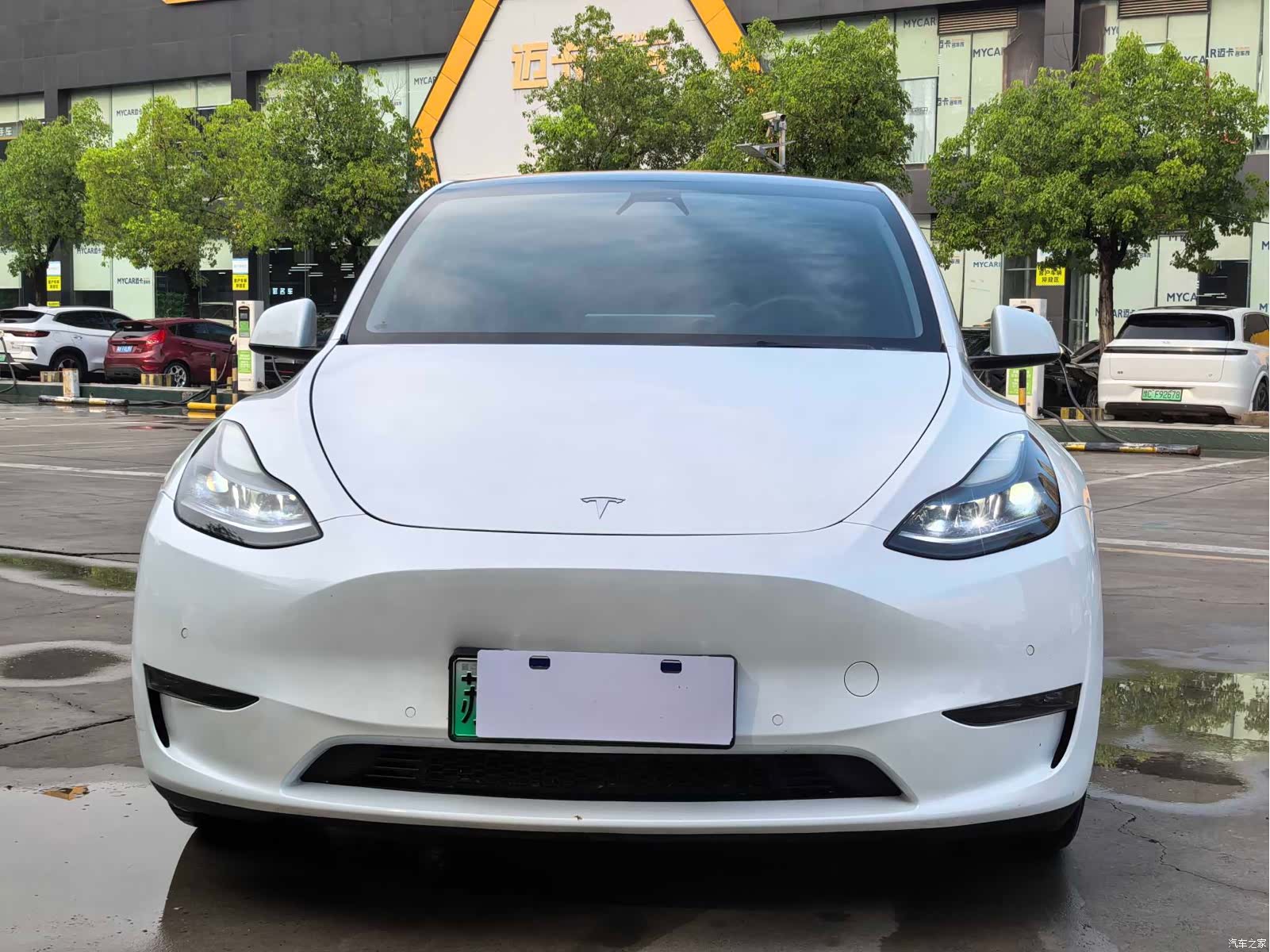 Tesla Model Y, 2023 2