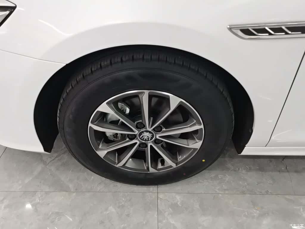 BYD Qin, 2023 25