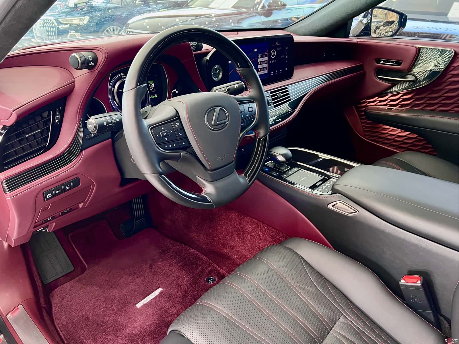 Lexus LS, 2021 7