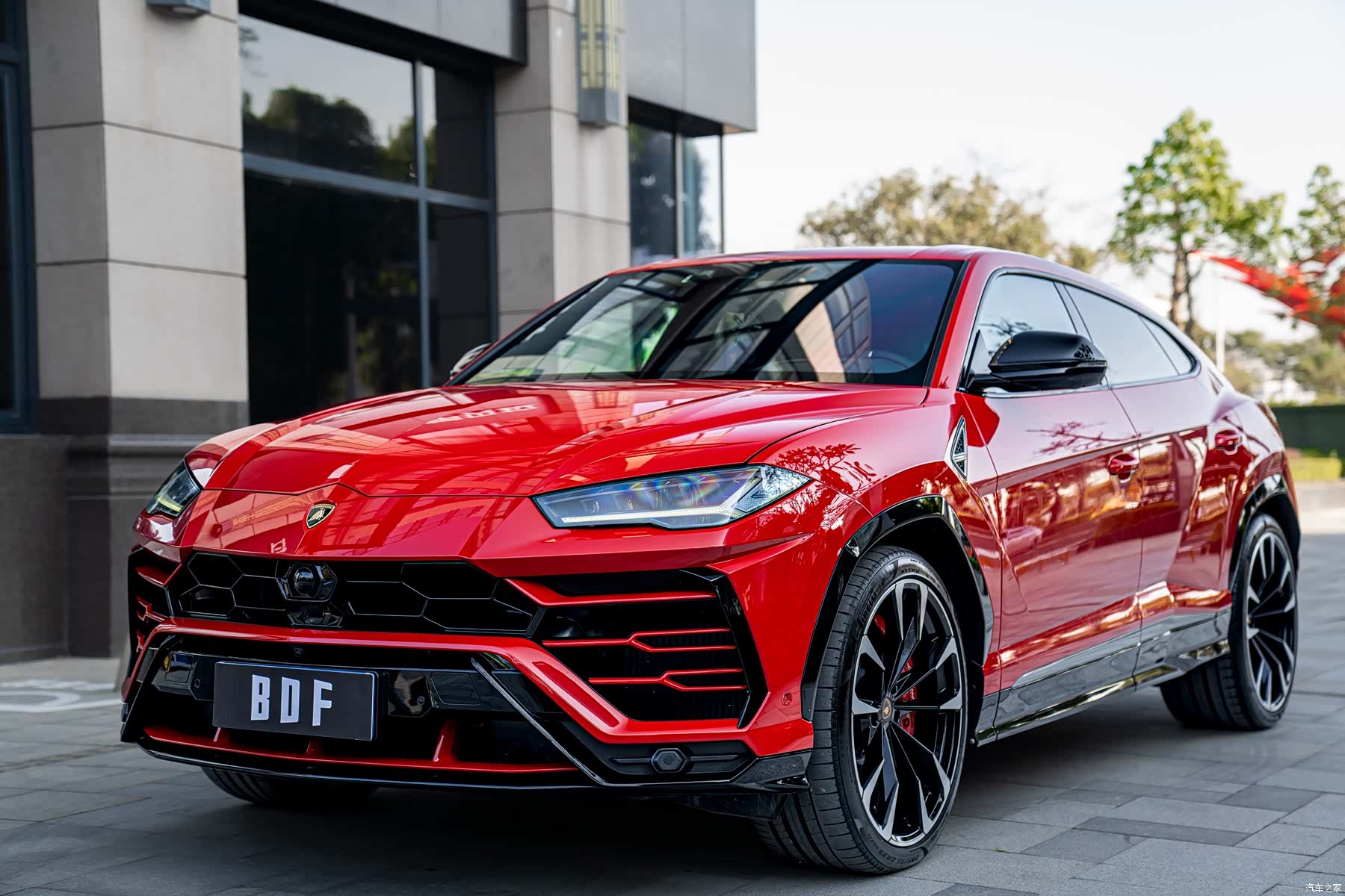 Lamborghini Urus, 2020 1