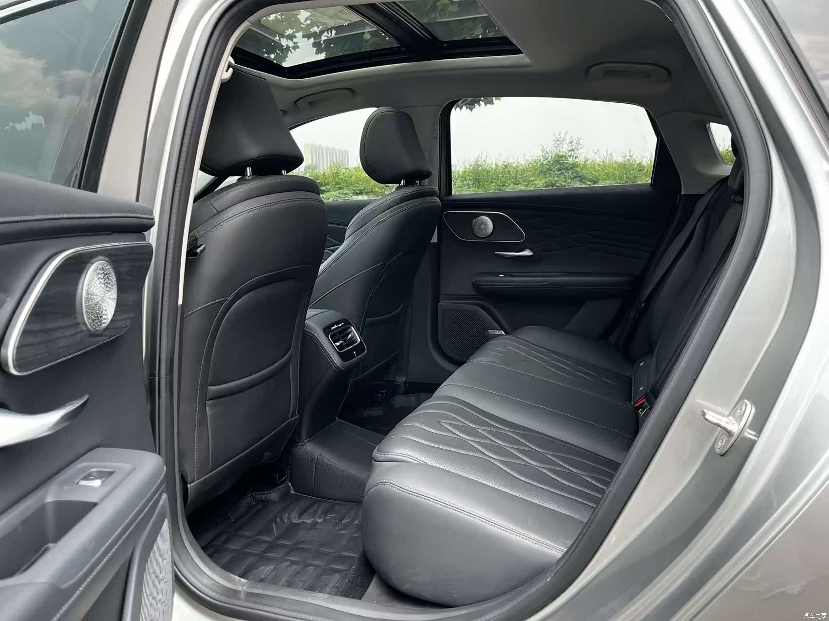 Chery Arrizo 8, 2025 все фото