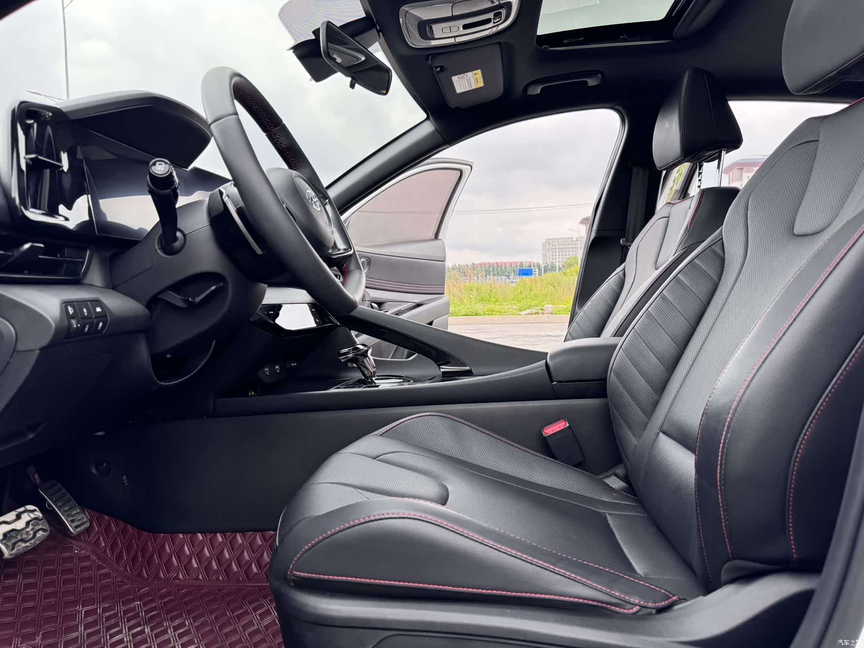 Hyundai Elantra, 2023 7