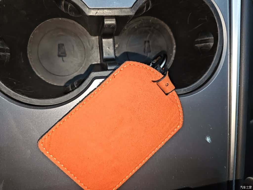 Tesla Model Y, 2023 9