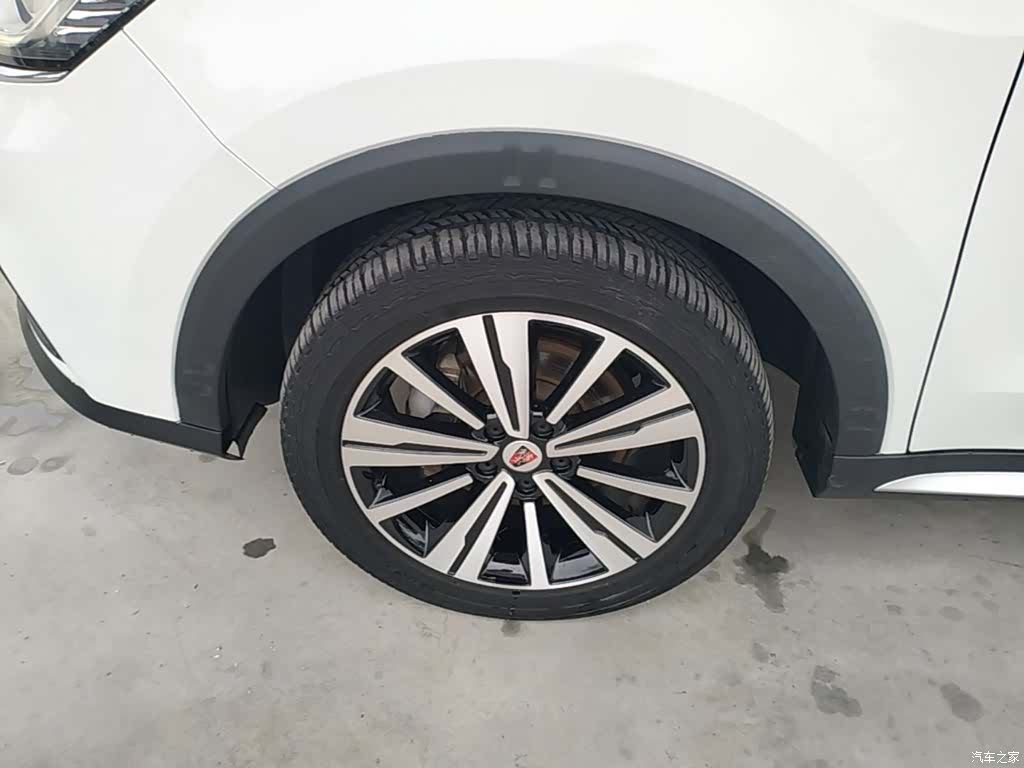 Roewe RX5, 2019 23