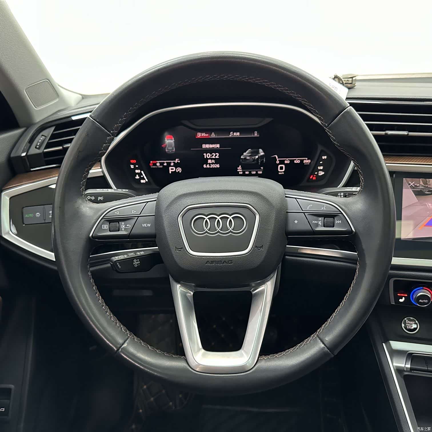 Audi Q3, 2023 12