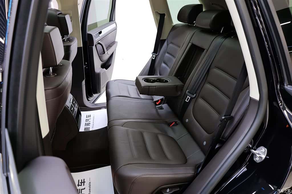 Volkswagen Touareg, 2017 32
