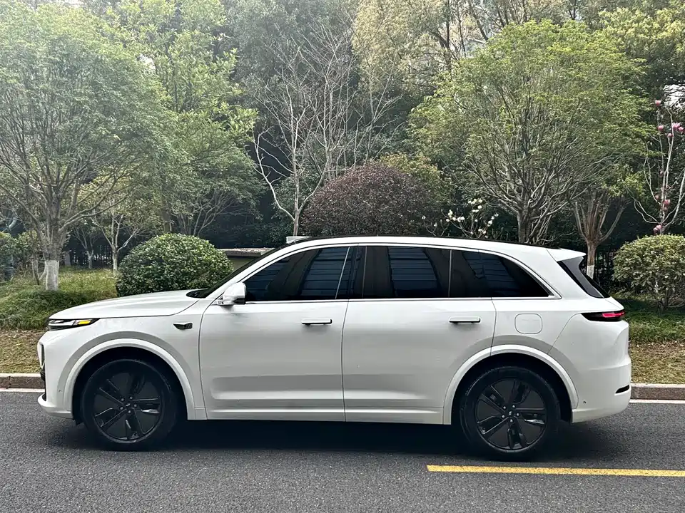 Li Auto Ideal L7
