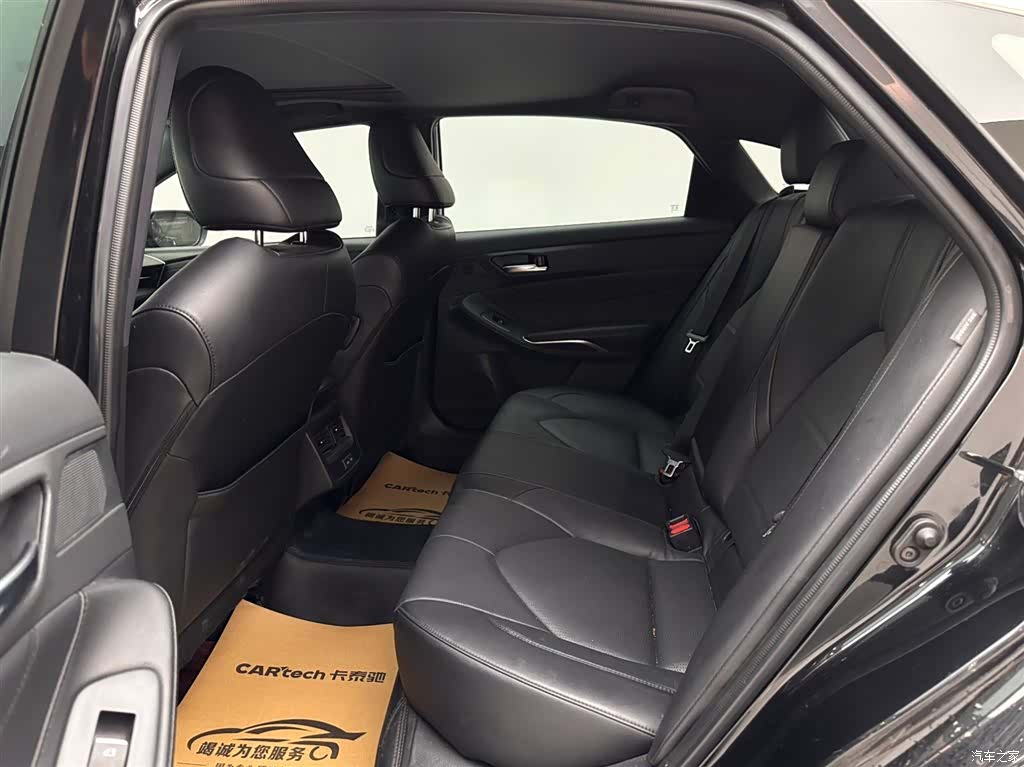Toyota Avalon, 2023 9