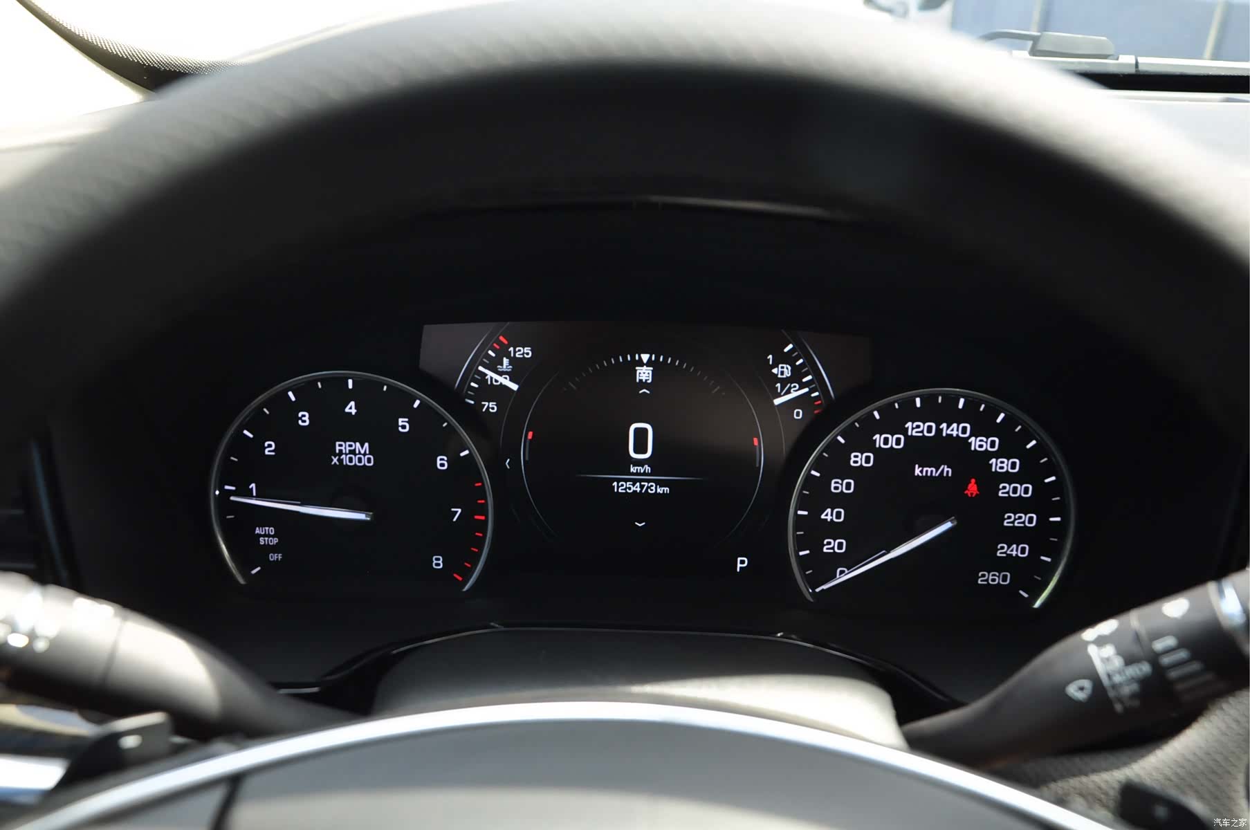 Cadillac XT5, 2019 12