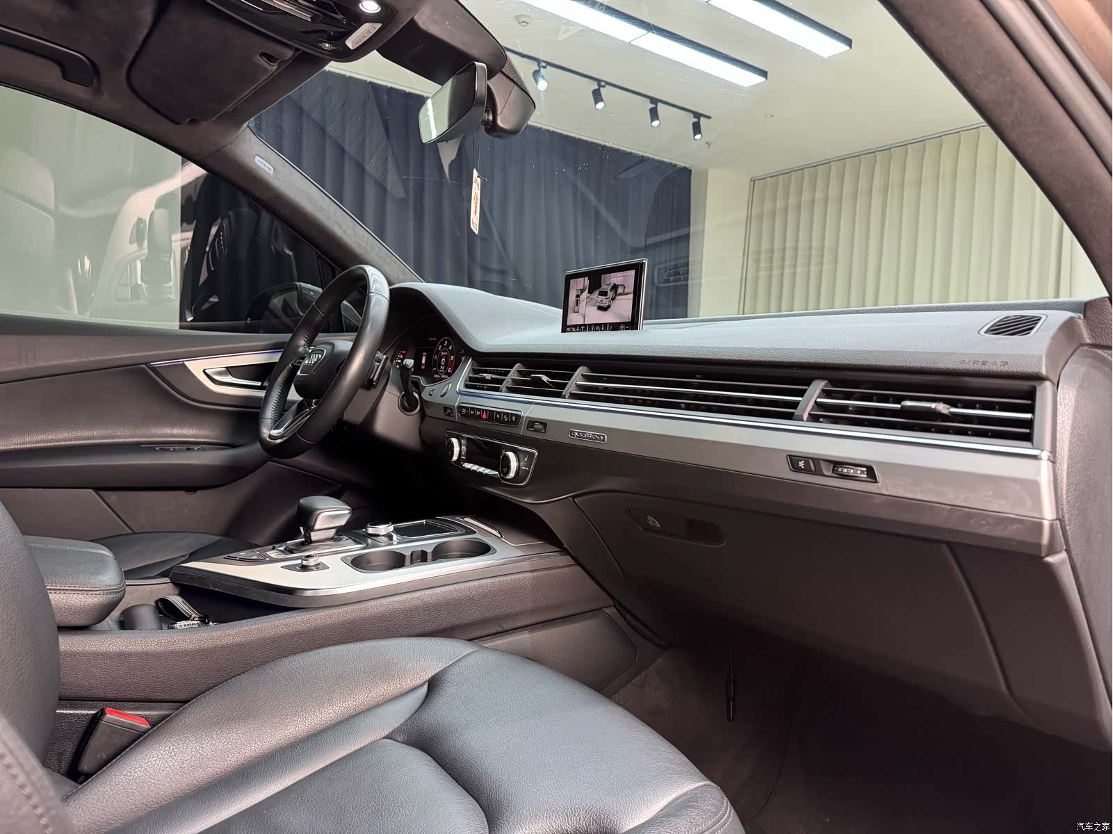 Audi Q7, 2019 34