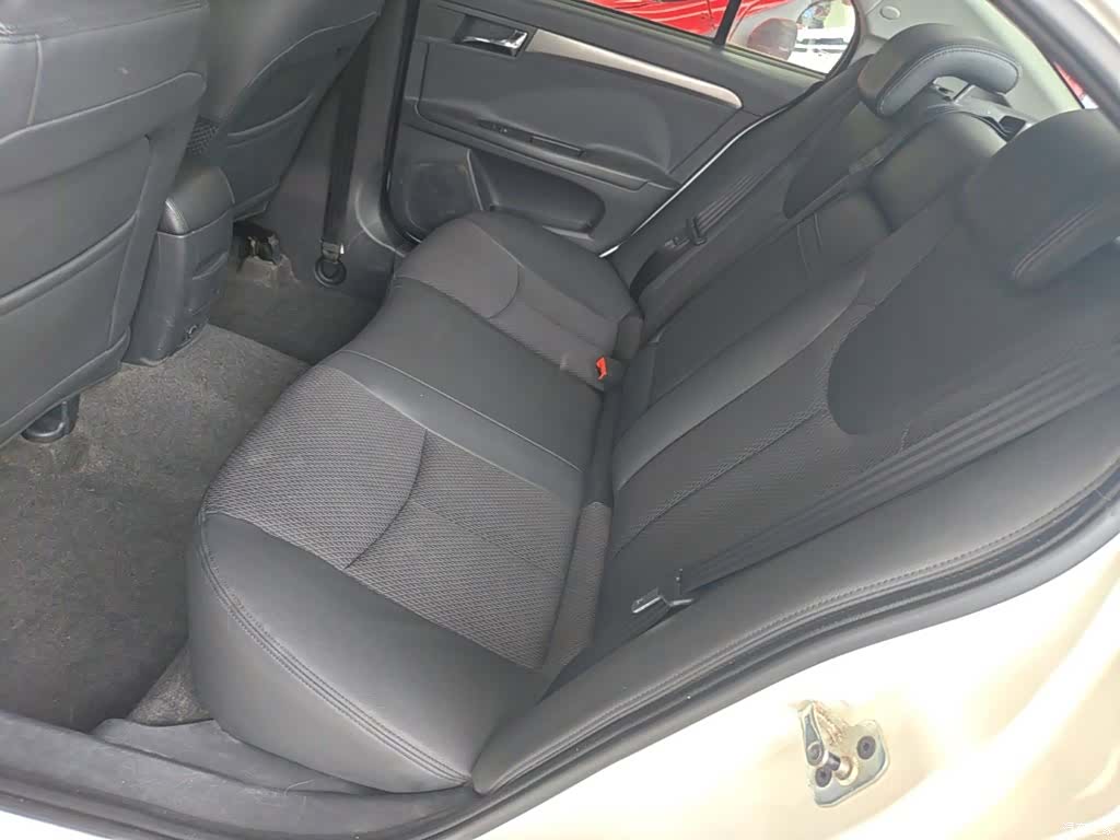 Roewe 350, 2014 17