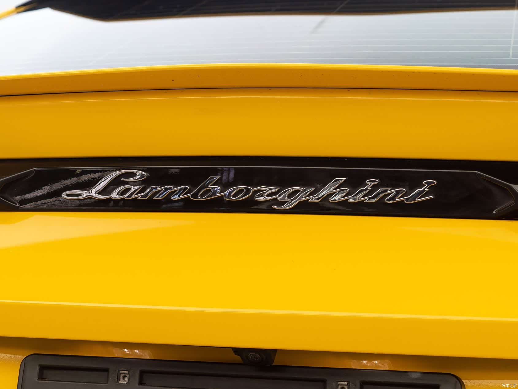Lamborghini Urus, 2020 13