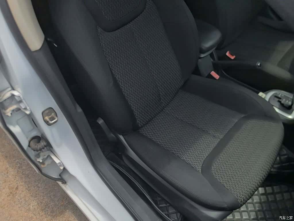 Peugeot 308, 2014 25