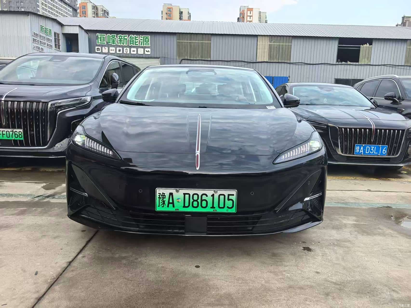 Hongqi 05, 2026 3