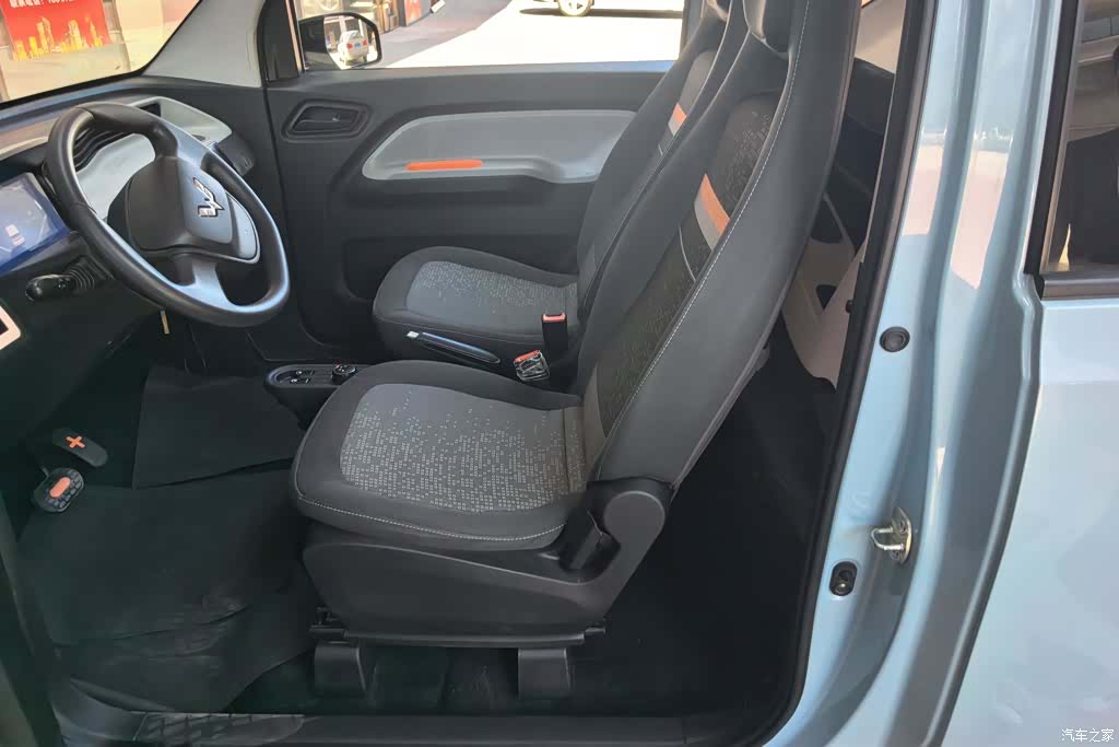 Wuling MINIEV, 2020 9