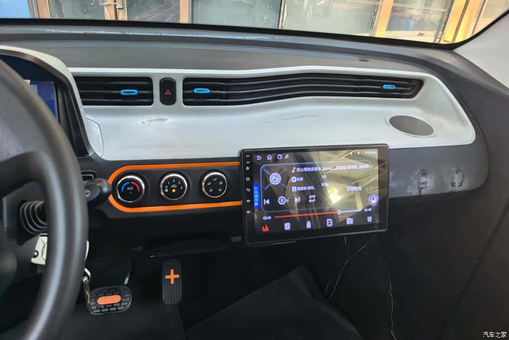 Wuling MINIEV, 2020 13