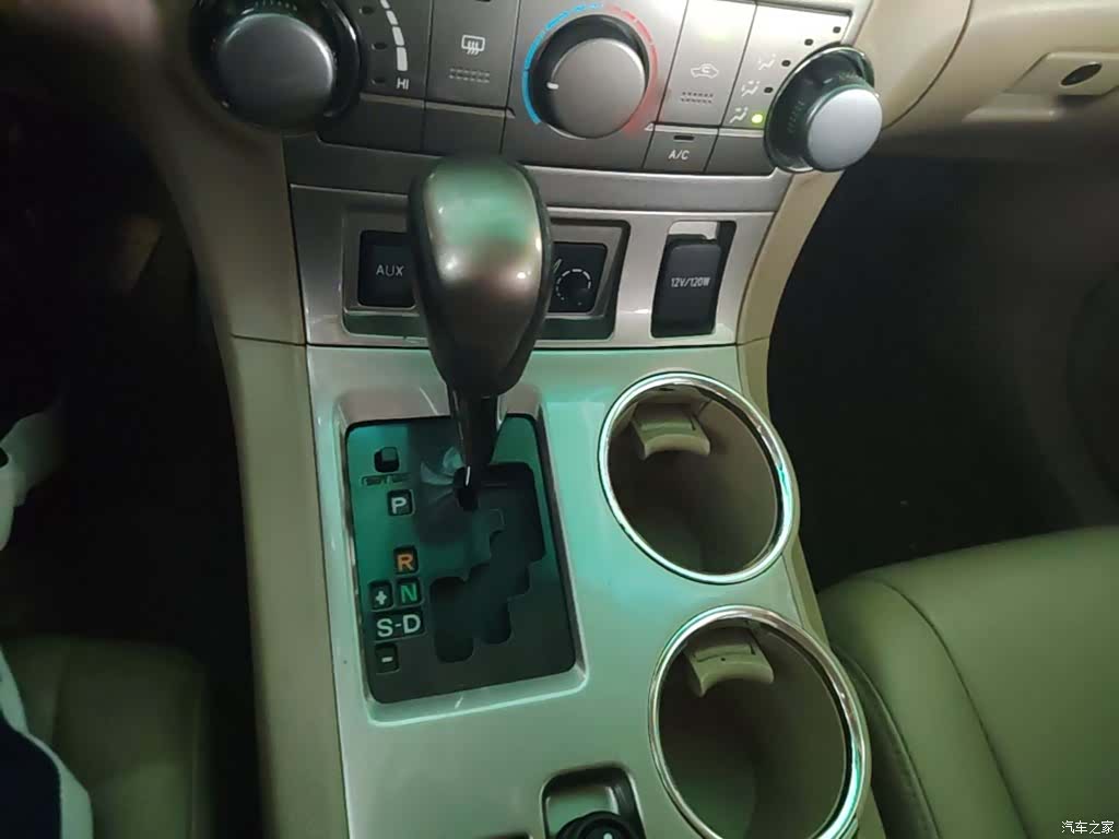 Toyota Highlander, 2014 14