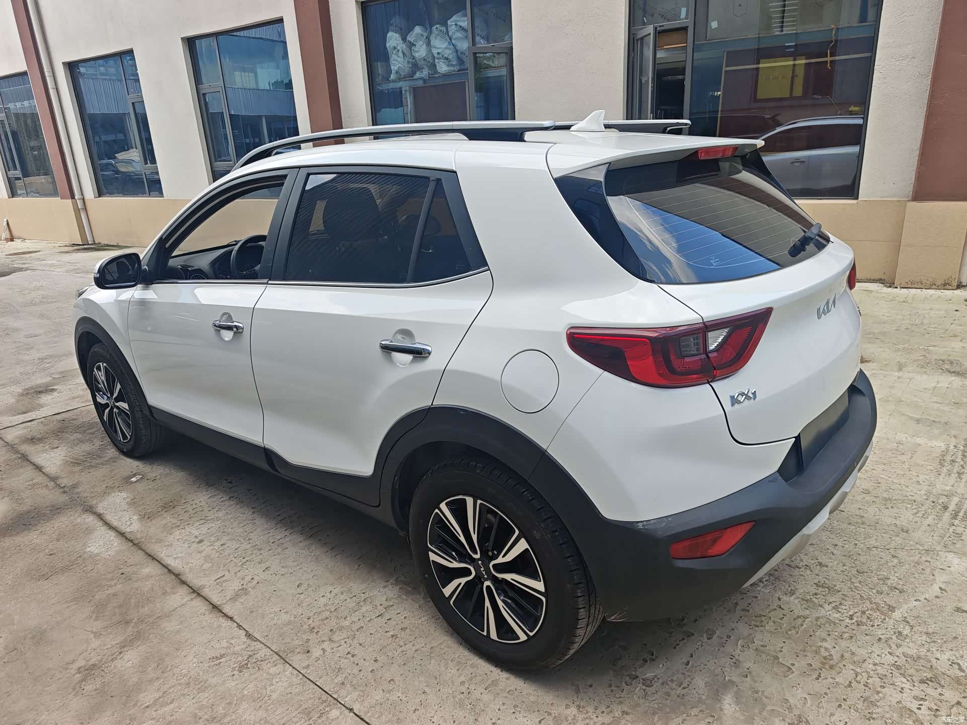 Kia KX1, 2021 6