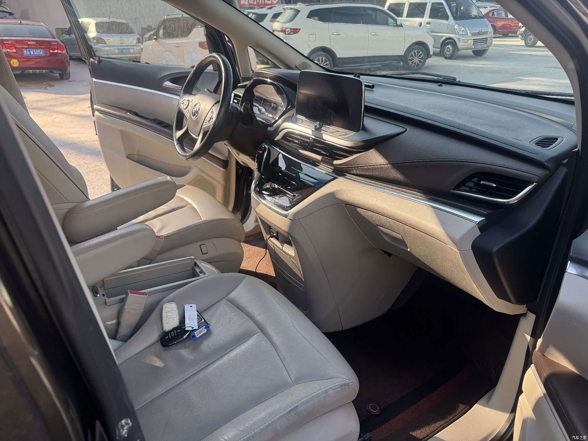 Buick GL8, 2021 10