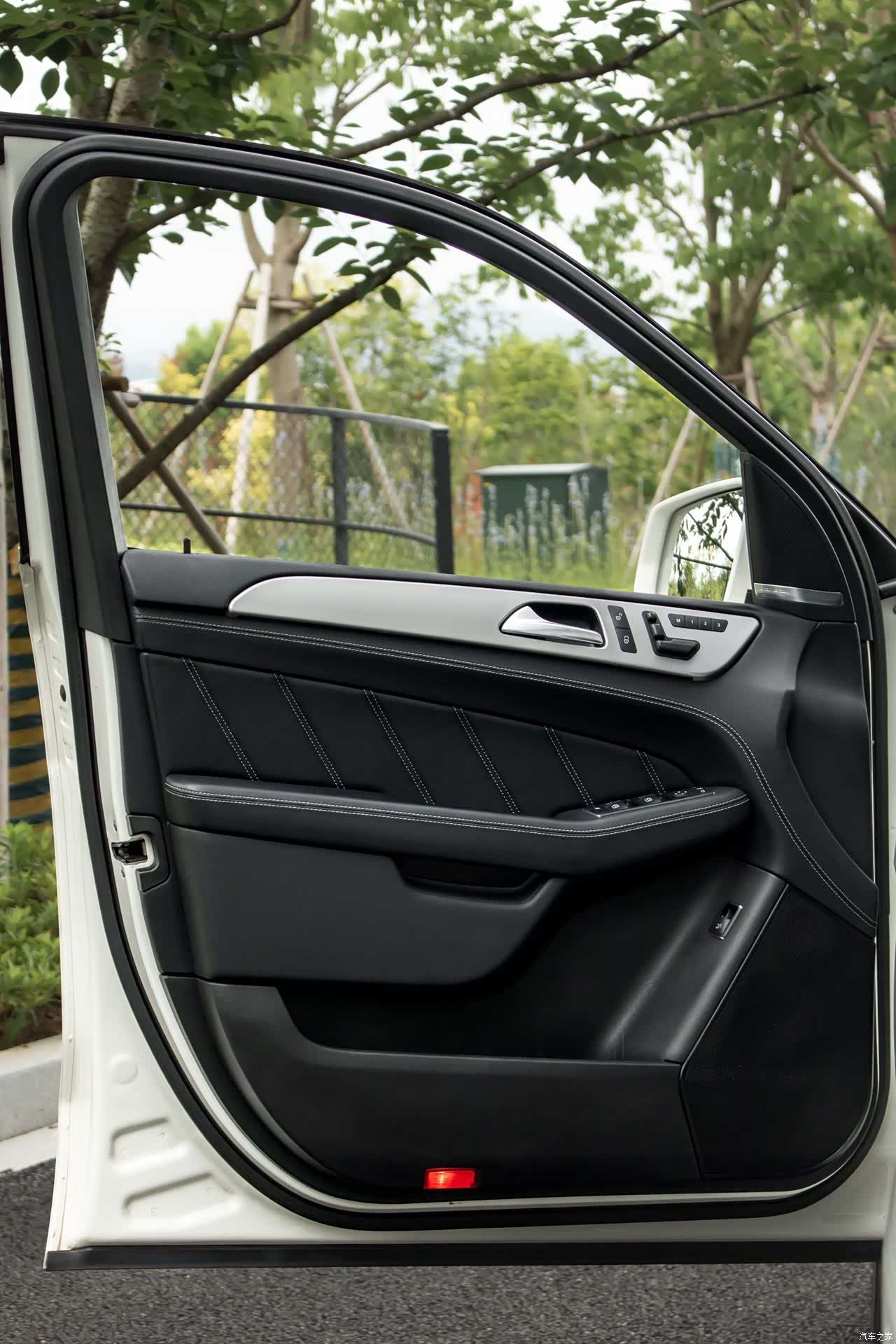 Mercedes-Benz M-Class AMG, 2013 10