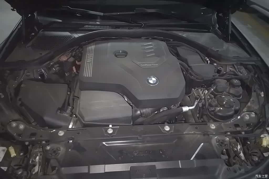 BMW 3 Series, 2025 10