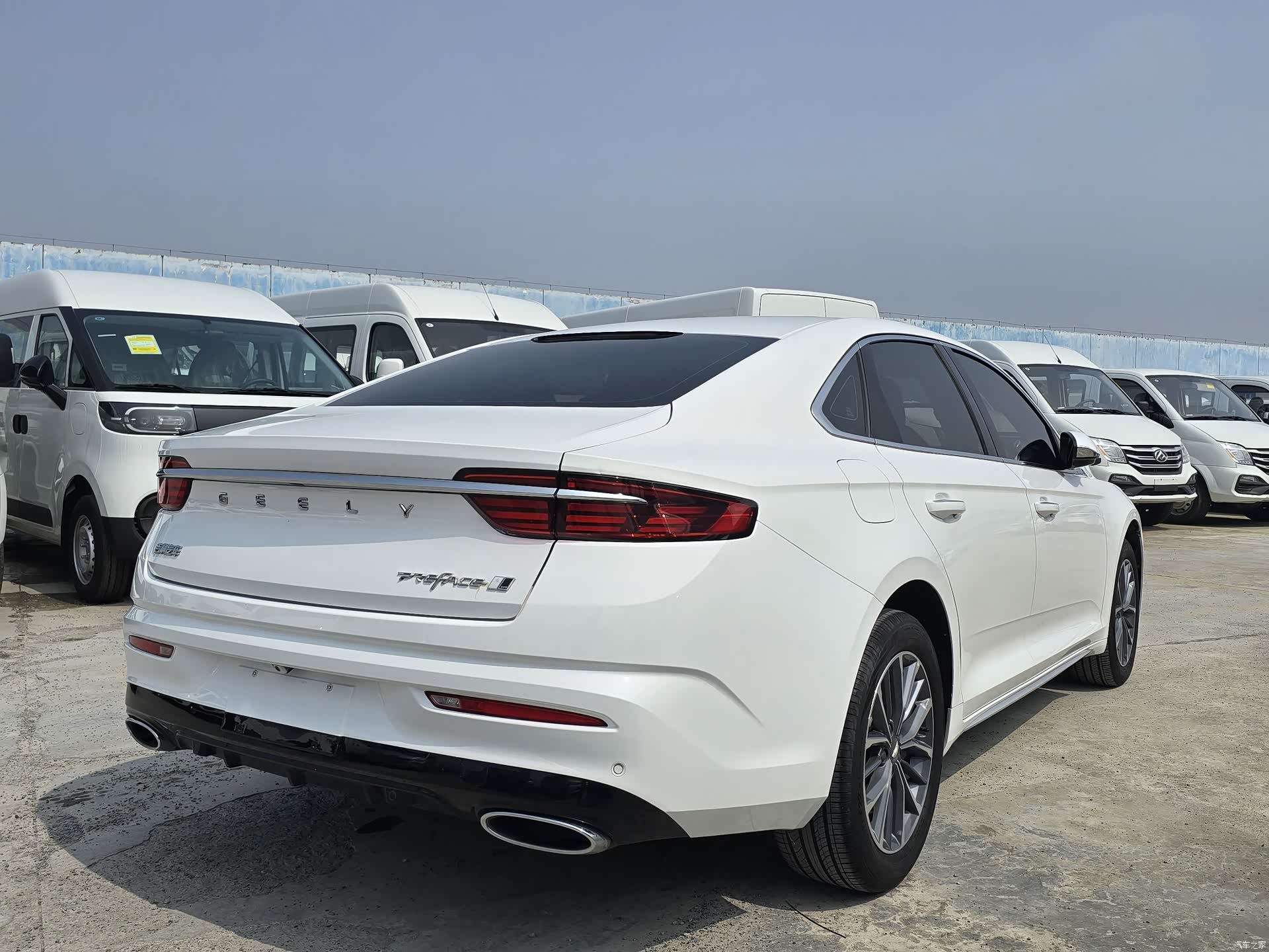 Geely Preface, 2022 4