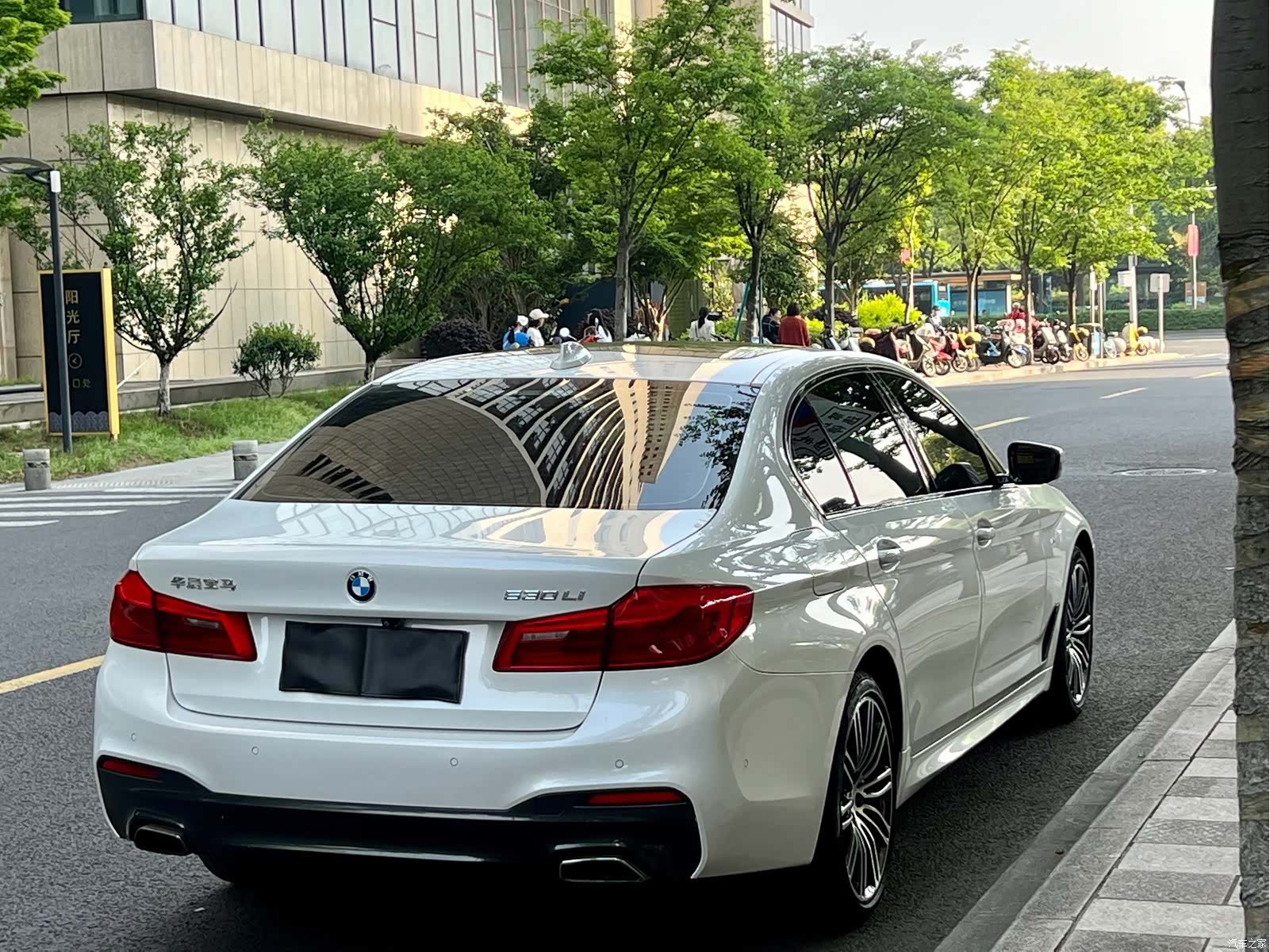 BMW 5 Series, 2018 10