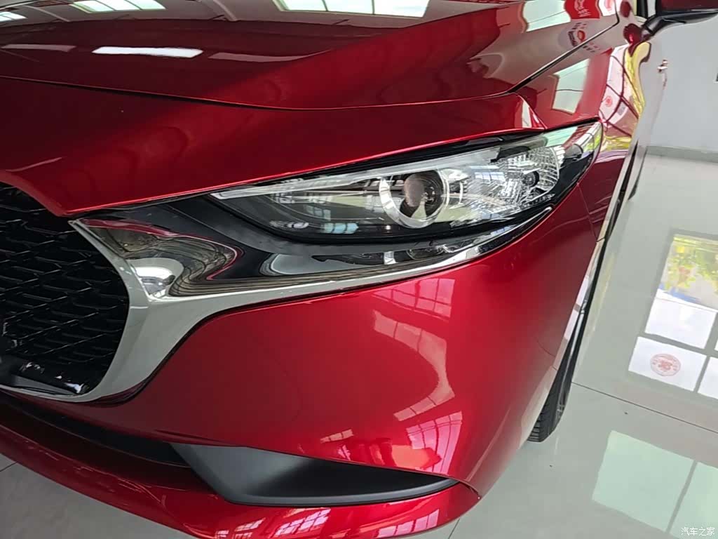Mazda Mazda3, 2022 24