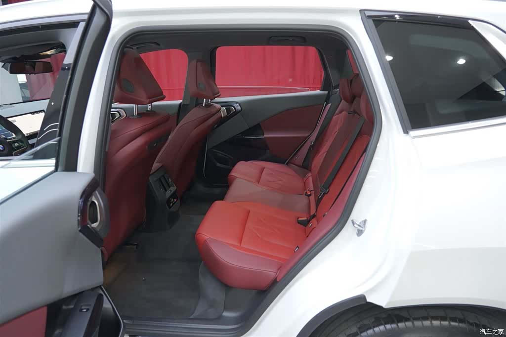 BMW X3, 2025 13