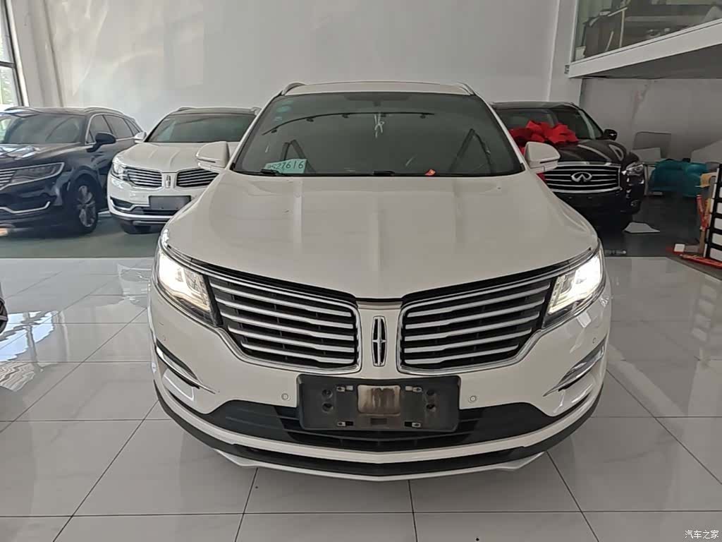 Lincoln MKC, 2017 3