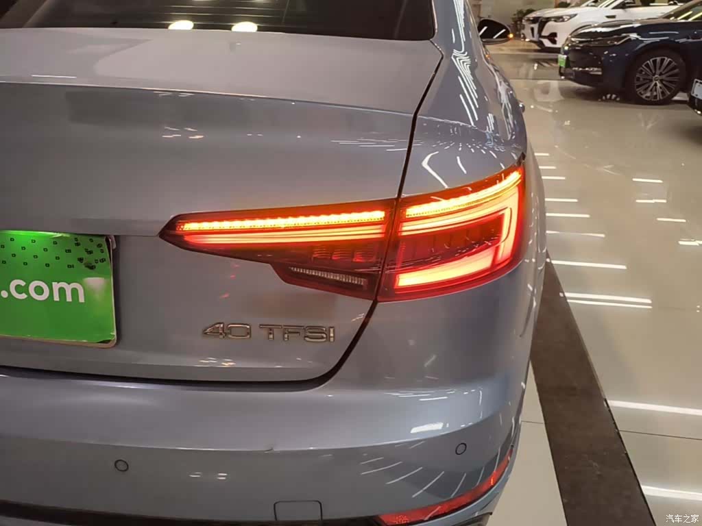 Audi A4L, 2018 8