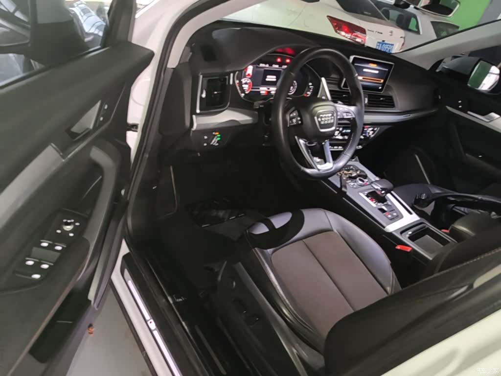 Audi Q5L, 2019 16