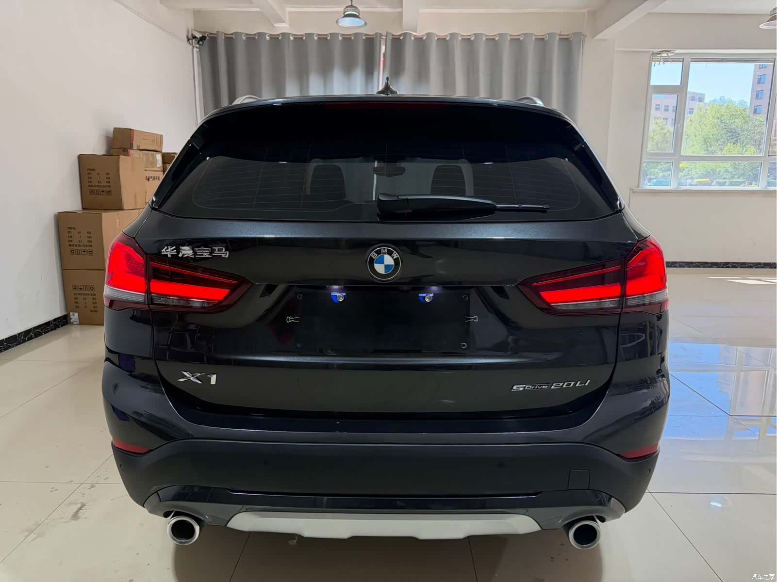 BMW X1, 2023 все фото