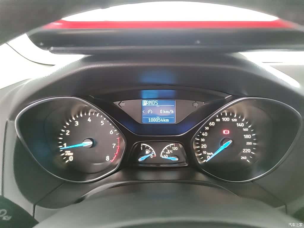 Ford Focus, 2018 12
