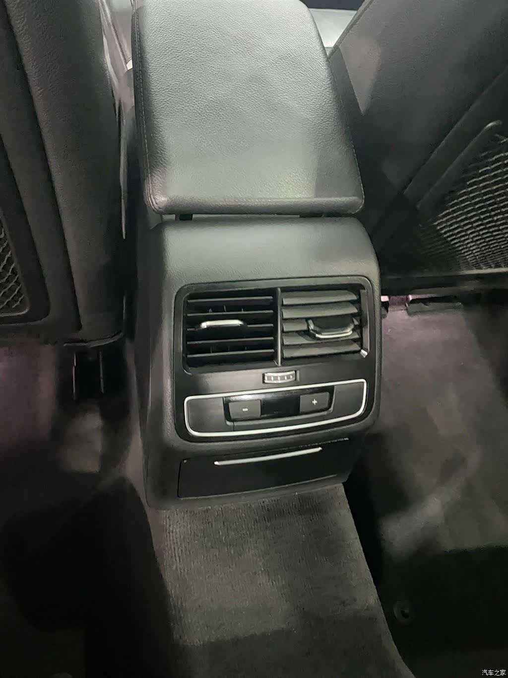 Audi A4L, 2019 9