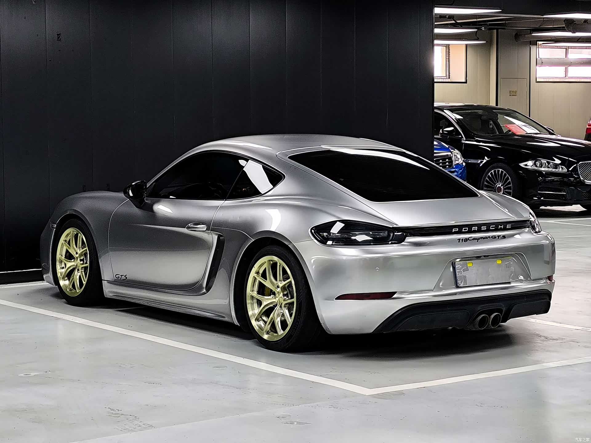 Porsche Cayman, 2018 13