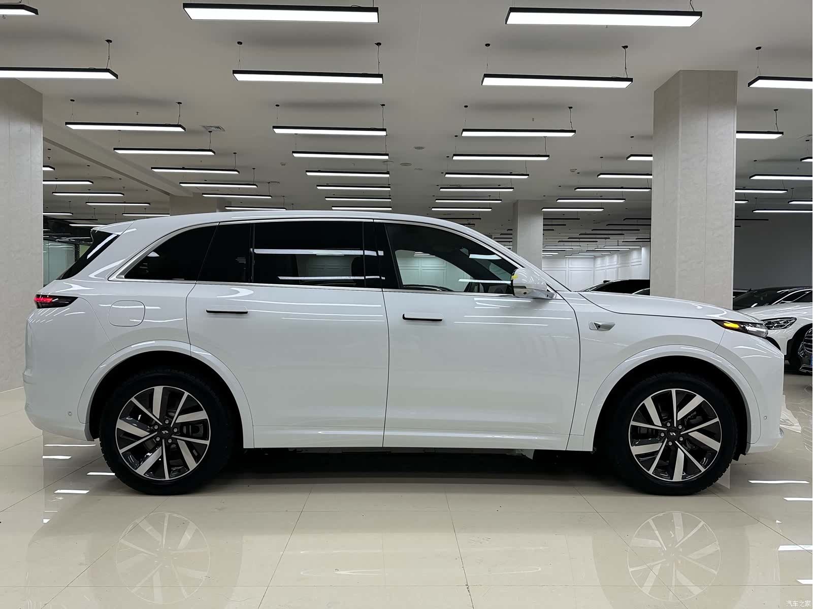 Li Auto L7, 2024 все фото