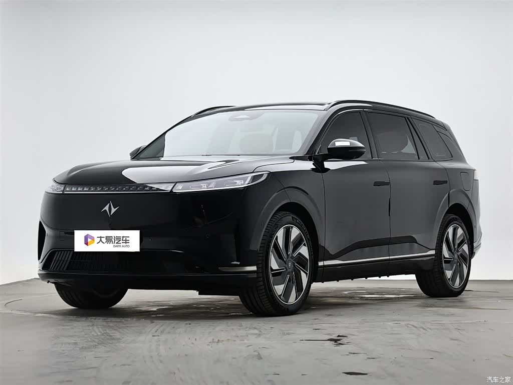 DongFeng eπ008, 2024 1