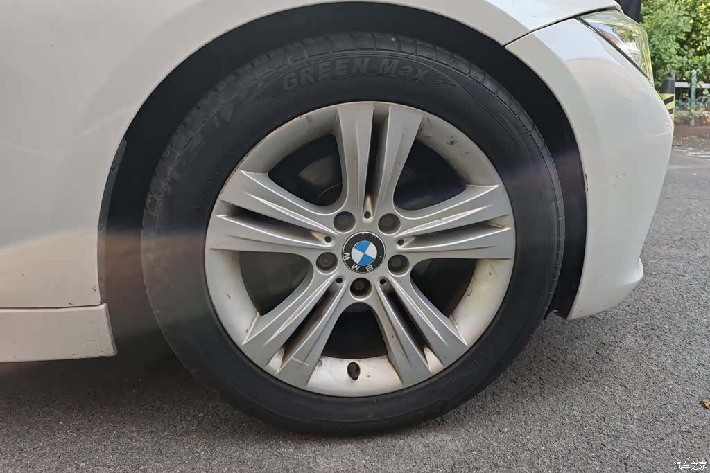 BMW 3 Series, 2013 6