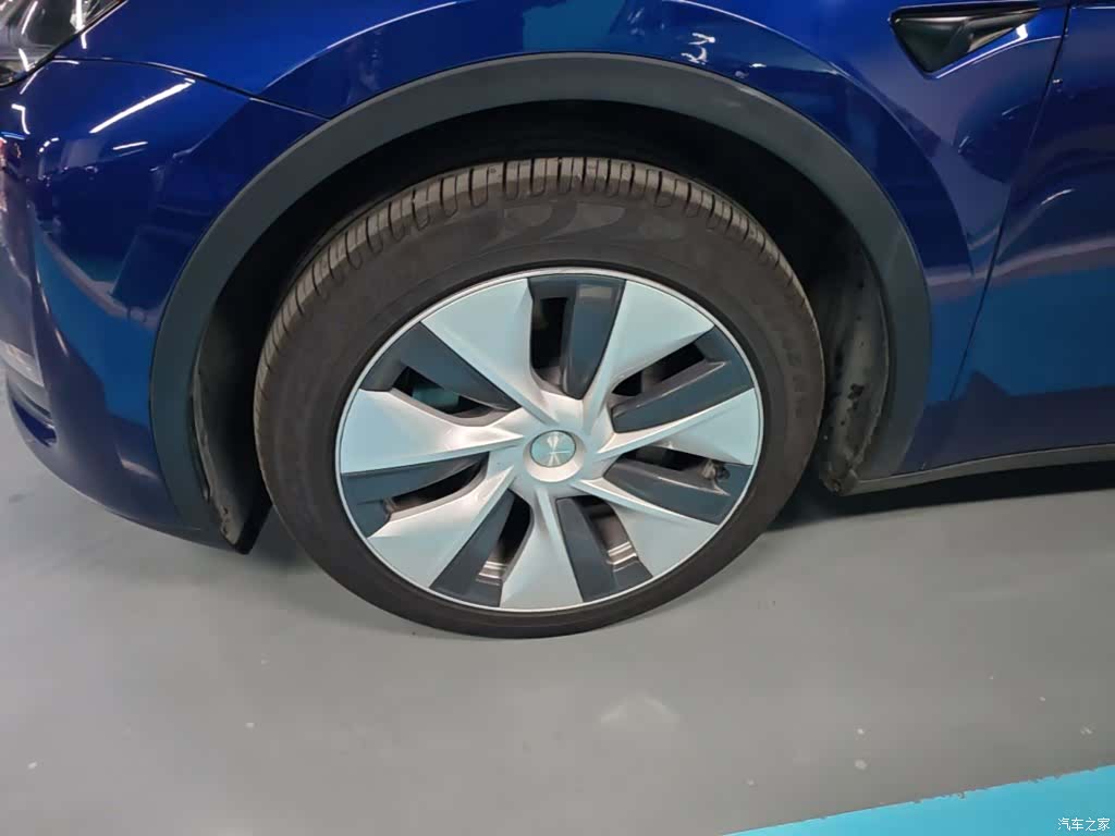 Tesla Model Y, 2021 23