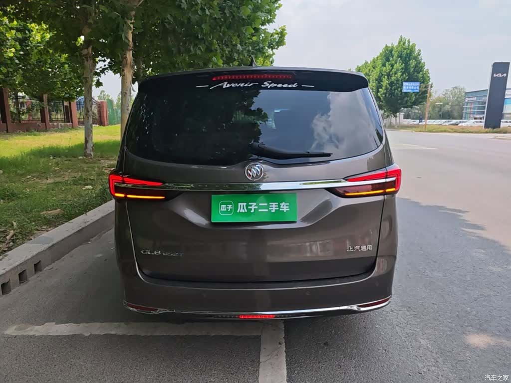 Buick GL8, 2022 6
