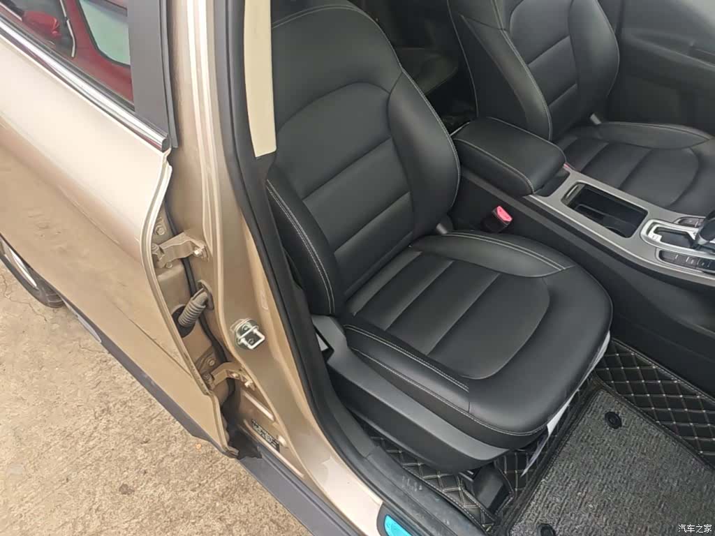 Geely Emgrand, 2018 25