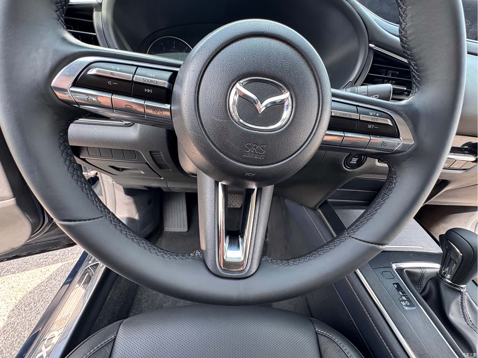 Mazda CX-30, 2022 15