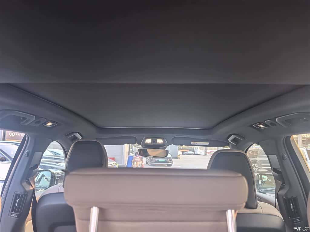 Volvo XC60, 2025 13