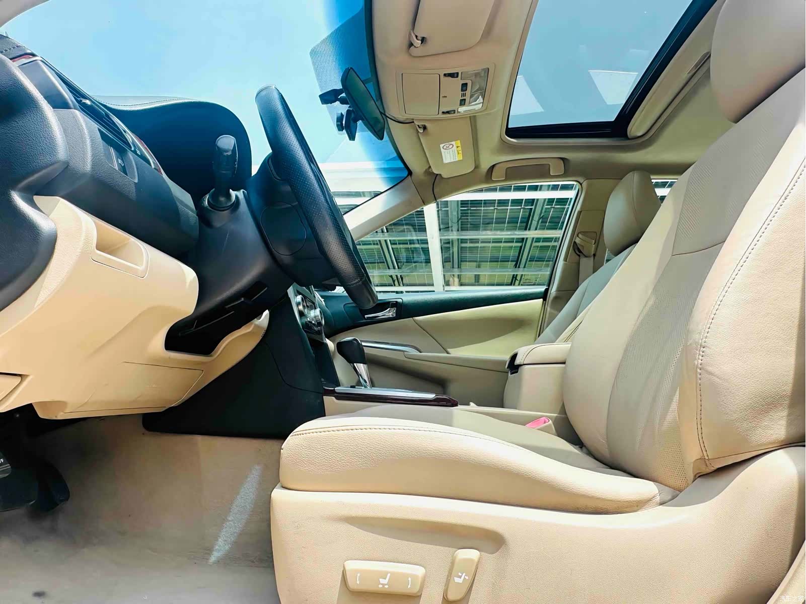 Toyota Camry, 2012 10