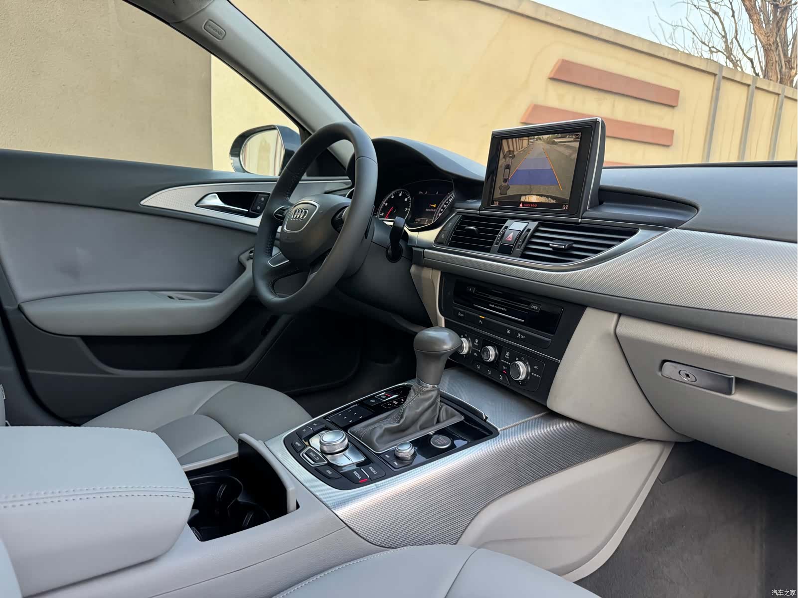 Audi A6L, 2014 21