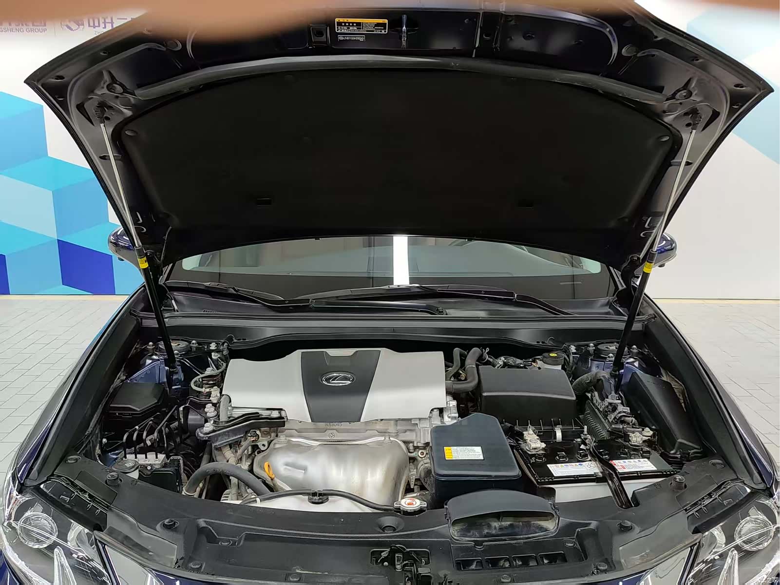 Lexus ES, 2018 19