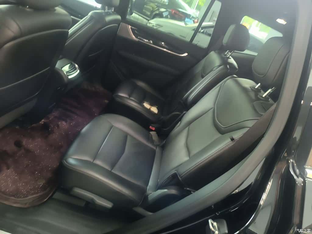 Cadillac XT6, 2022 17